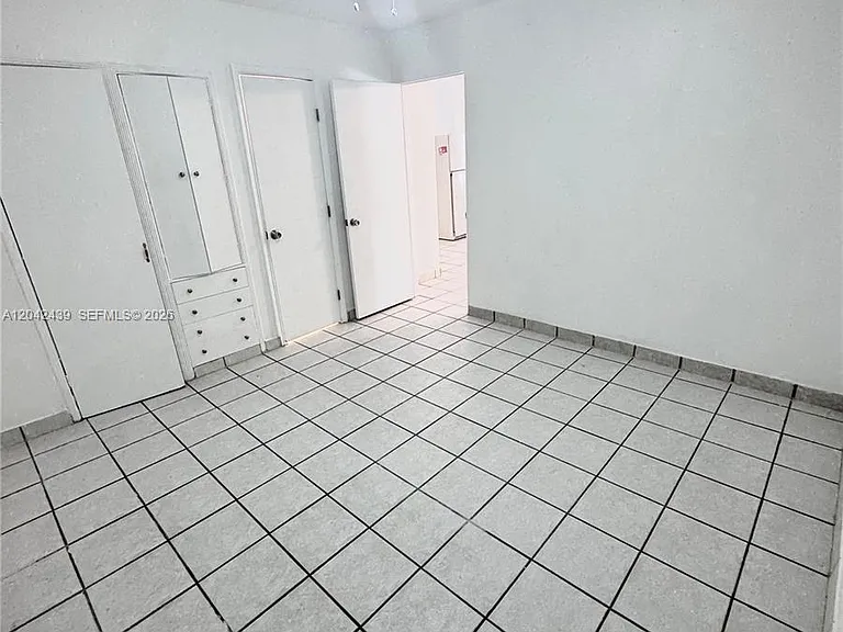 2732 NW 22nd St #3 — Photo 7