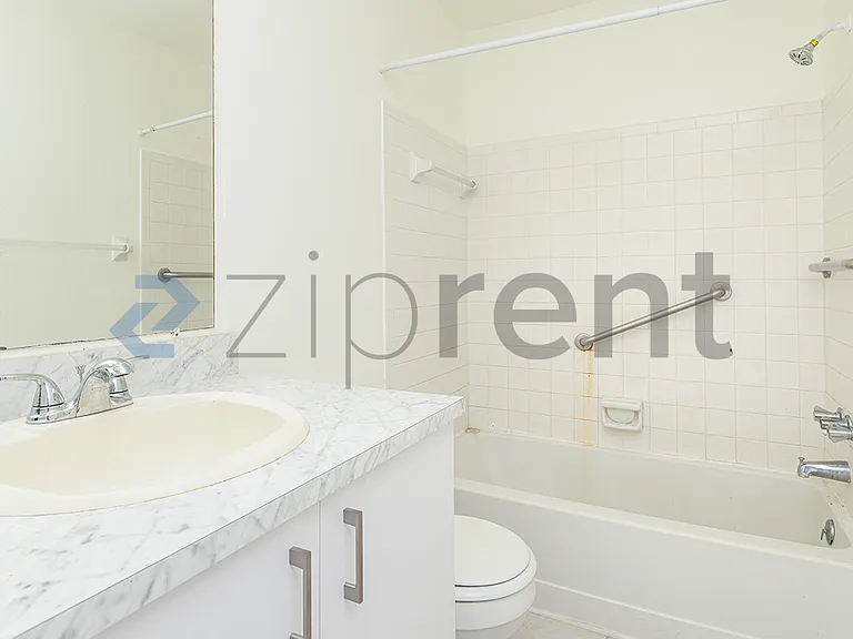 2251 SE Rainier Rd — Photo 11