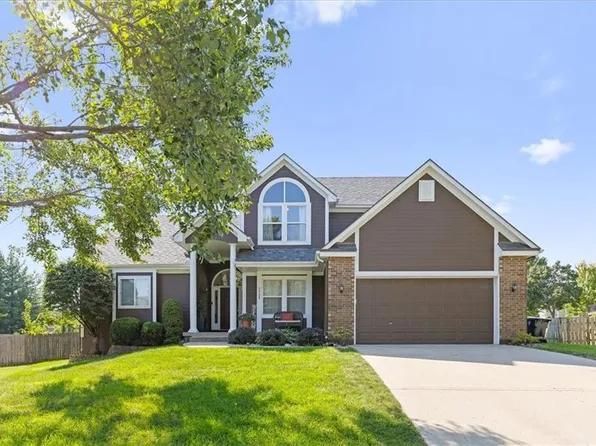 7725 Breckenridge Ave, Kansas City, MO 64139