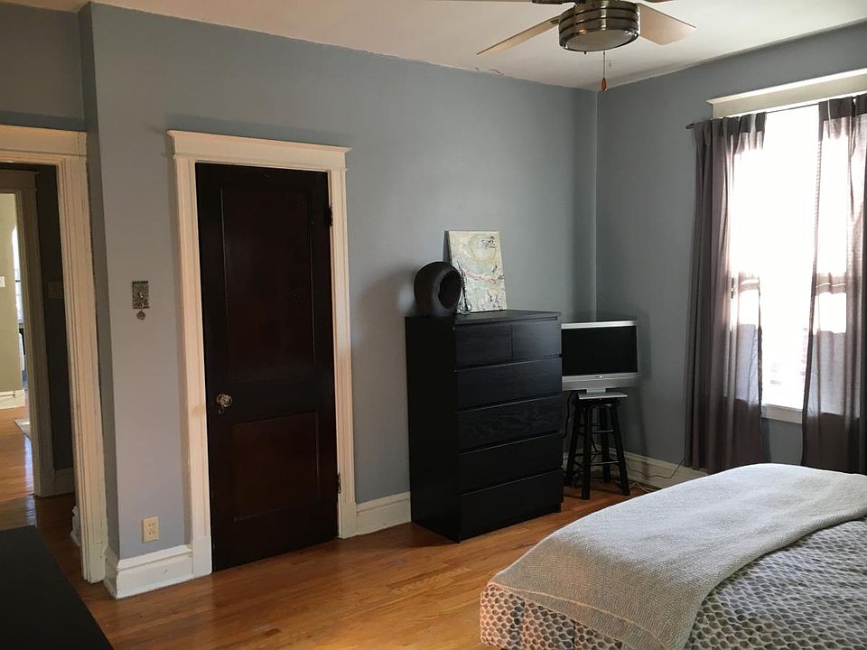 1st image of 7028 Tulane Ave Floor 2