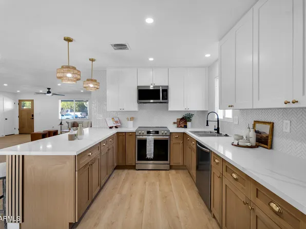 1037 E LILAC Drive, Tempe, AZ 85288