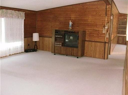 4th image of 53243 Peggy Ave