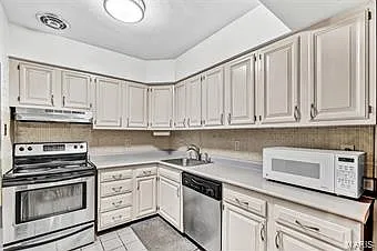 7571 Wellington Way #2B — Photo 4