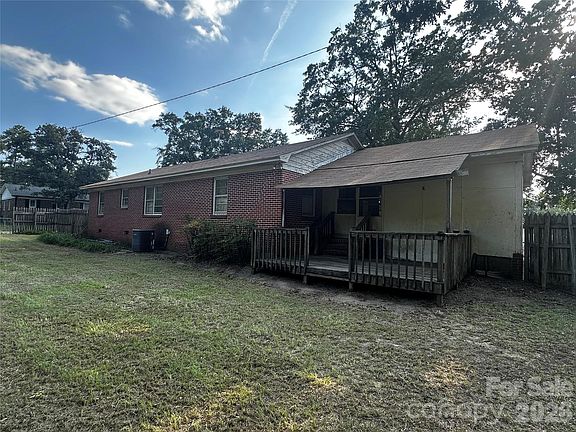 3rd image of 1093 Evans Mill Rd