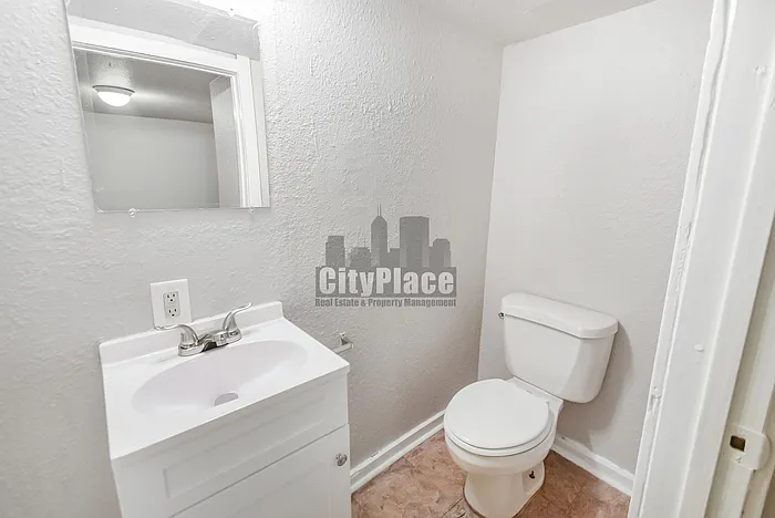 318 Parkway Ave #C — Photo 11