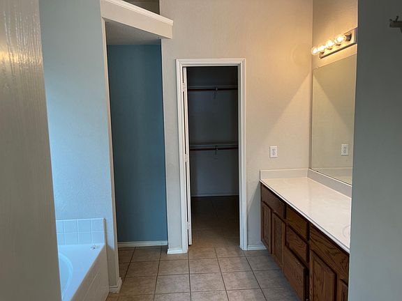 2nd image of 713 Teal Dr