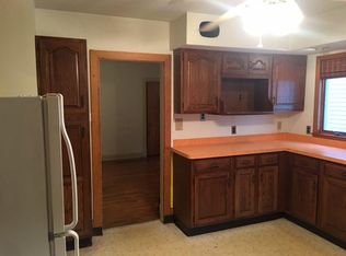 935 Mathews Ave APT 1R, Utica, NY 13502