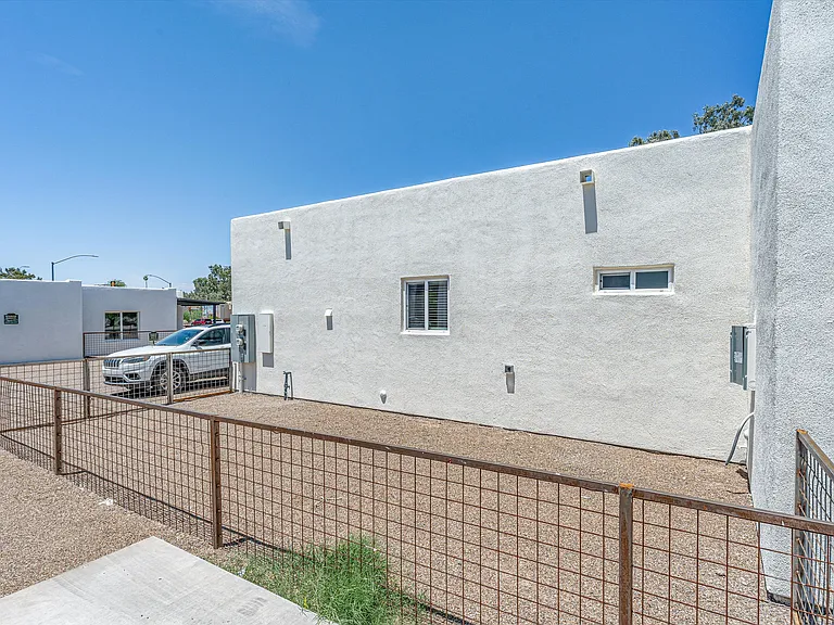1315 W Speedway Blvd #1 — Photo 23