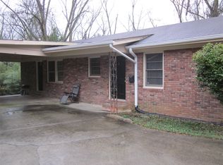 2 Milledge Ct, Athens, GA 30605
