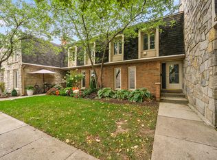 3600 Reed Rd #17, Columbus, OH 43221