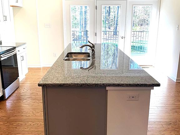 granite kitchen Island