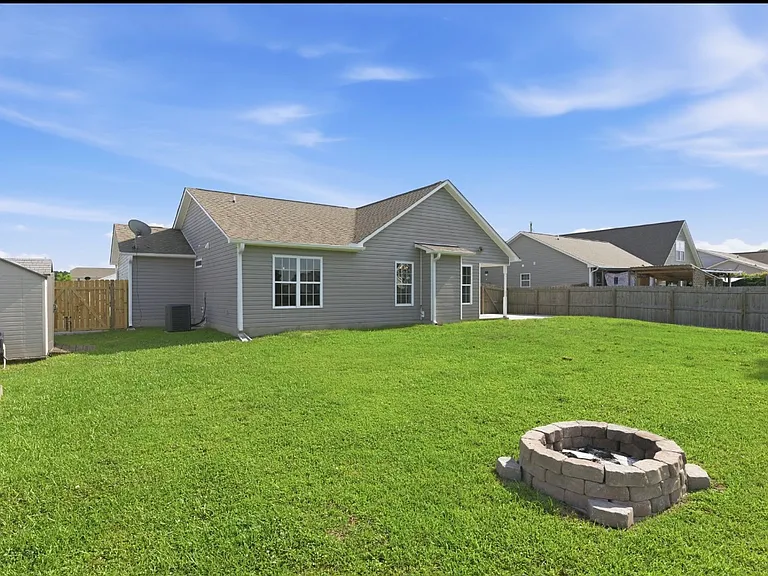 110 Grist Mill Dr — Photo 32