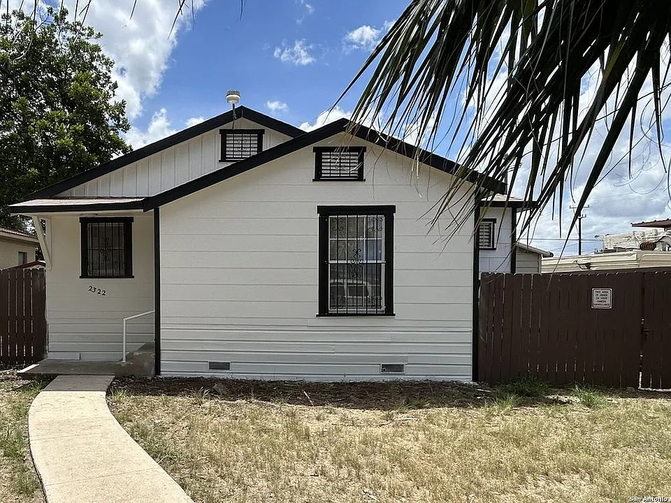 2322 W Olmos Dr