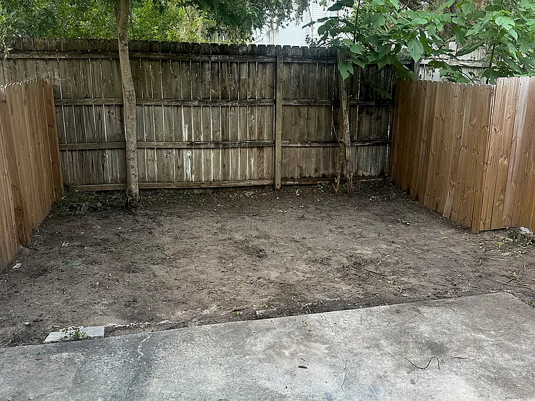 2616 SW 31st Pl #B — Photo 15