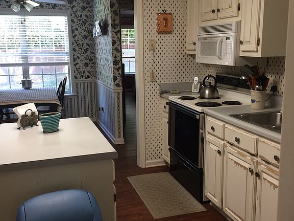 5th image of 529 Wedgewood Dr