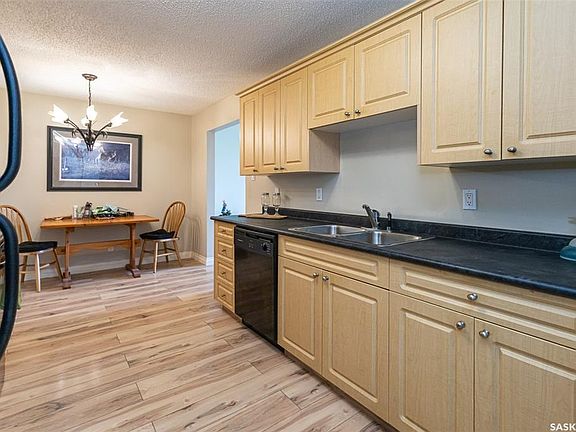 4th image of UNIT 14-3809 Luther PLACE