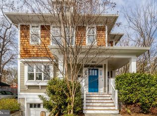 3805 18th St N, Arlington, VA 22207