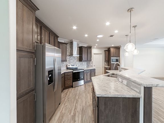 3rd image of 221 Hogan Dr #2243