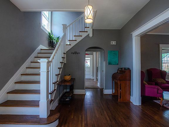 5th image of 214 Westover Blvd Lot 8