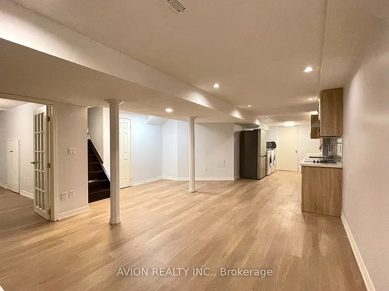 29 Falling River Dr #BASEMENT — Photo 12