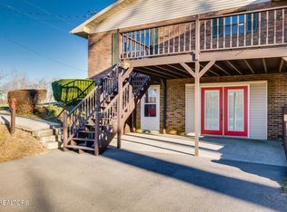 1172 Flat Hollow Rd, Speedwell, TN 37870