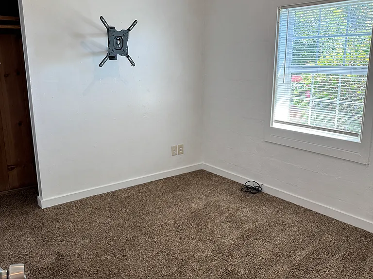 3487 E Highway 20 — Photo 18