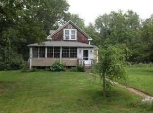 129 County Rd, Plympton, MA 02367