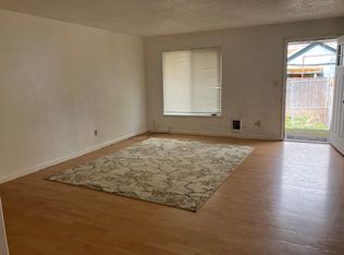 411 NE 100th Ave #411, Portland, OR 97220