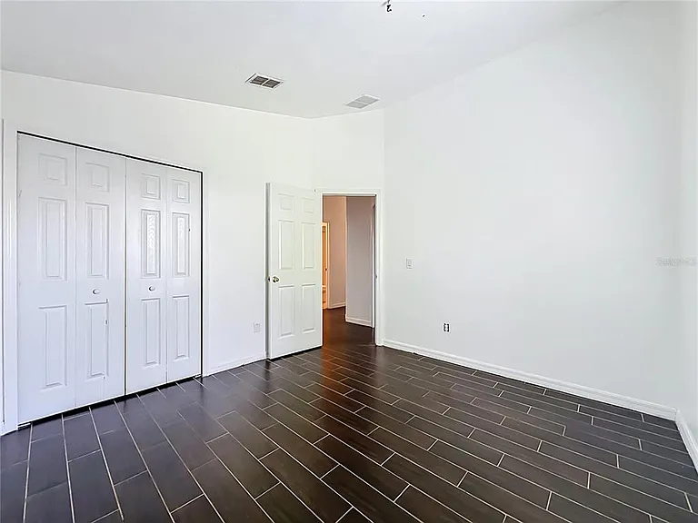 1045 Willow Branch Dr — Photo 46