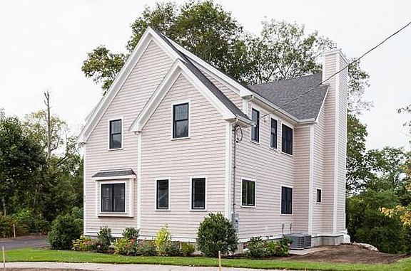 3rd image of 479 Beechwood St