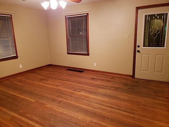 5th image of 203 E Home Ave