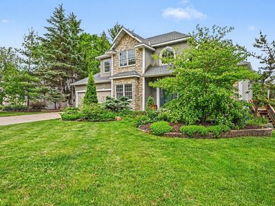 1452 Golf View Dr, River Falls, WI, 54022