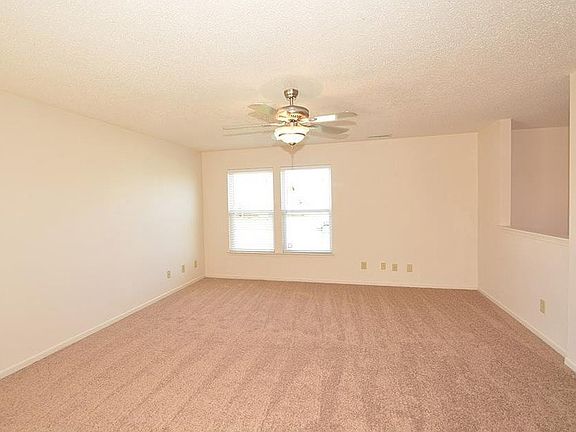 5th image of 5874 N Quincy Dr