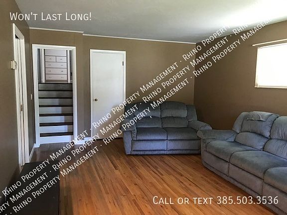 4th image of 3686 S Market St