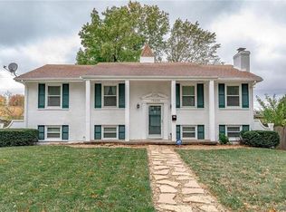 13024 Corrington Ave, Grandview, MO 64030