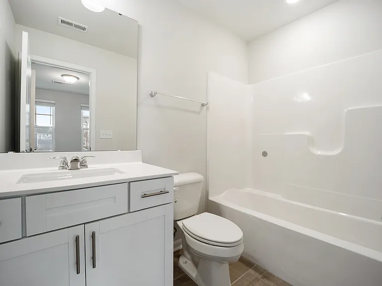 6654 Perry Creek Rd — Photo 5