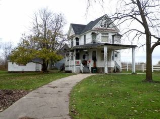 27402 S Maple St, Beecher, IL 60401