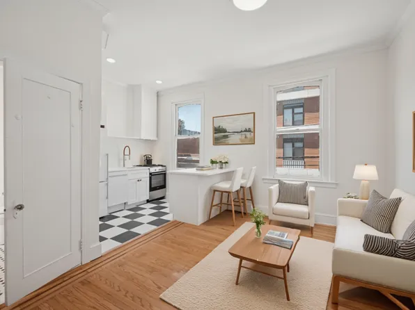 1221 N Franklin St #2F, Philadelphia, PA 19122