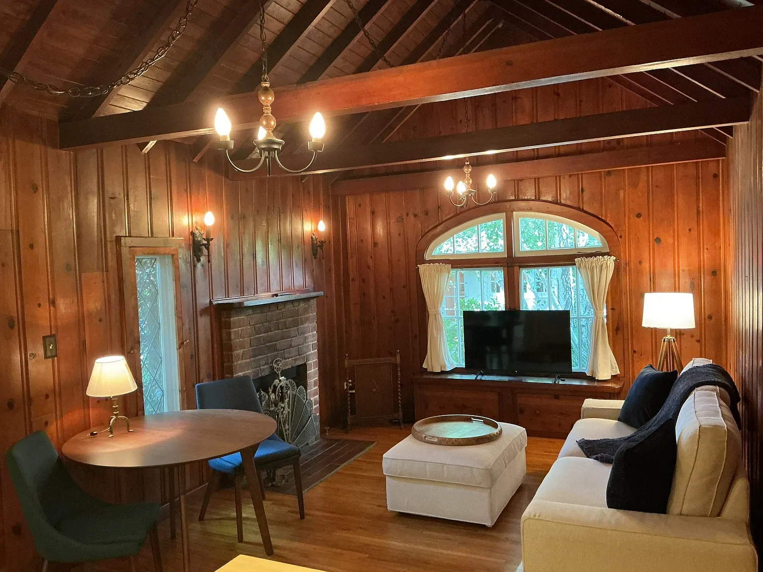1 bed, 650 sqft, $2,750 — Photo 2