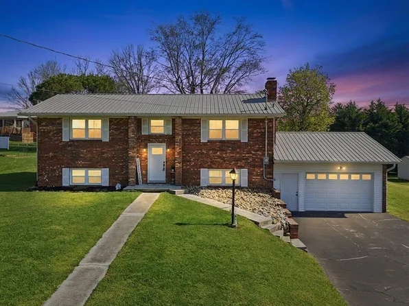 504 McCrary Dr, Morristown, TN 37814