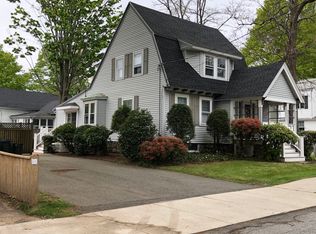 47 Washington St, Reading, MA 01867