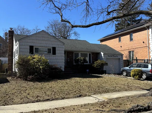 6464 214th Street, Bayside, NY 11364
