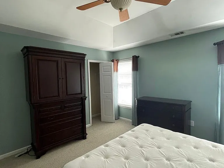 102 Nobska Light Ct — Photo 24