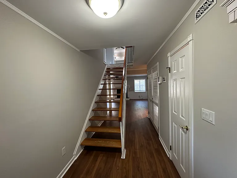 605 Masefield Cir — Photo 4
