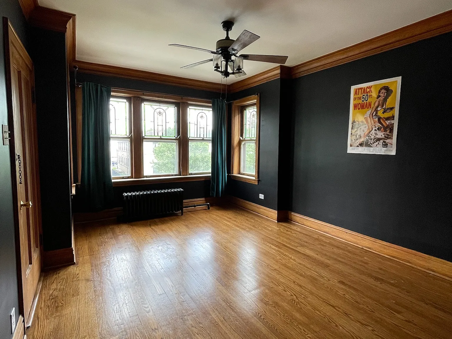 2 bed, 1000 sqft, $1,300 — Photo 1