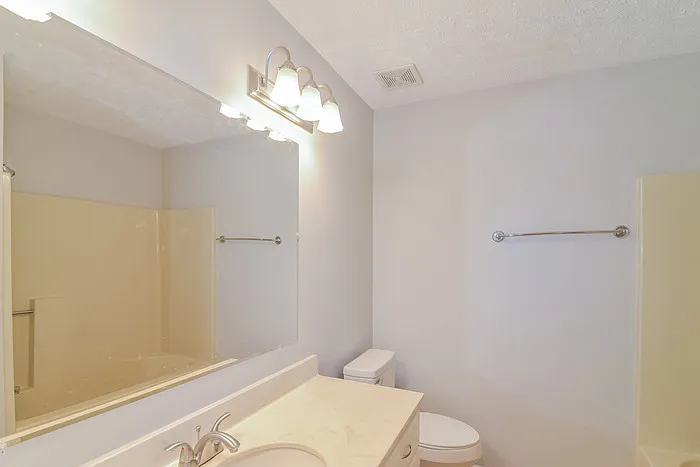 175 Honeysuckle Ct — Photo 10
