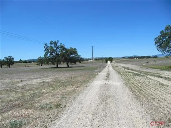 Interlake Rd, Lockwood, CA 93932