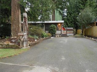 7917 San Juan Ave, Clinton, WA 98236