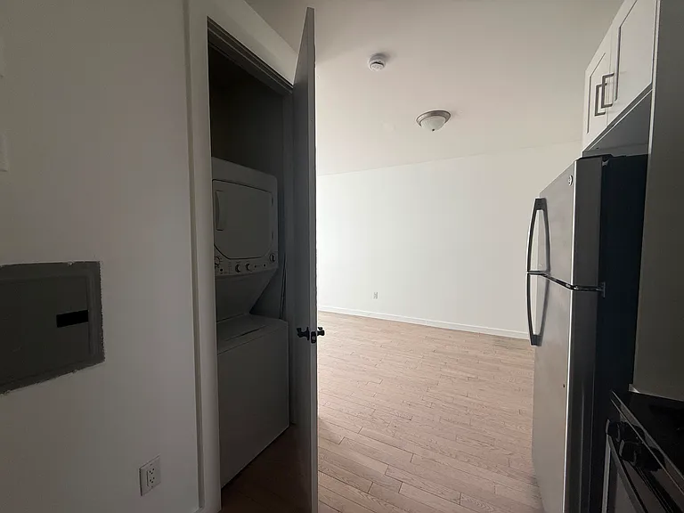 34 Kensington Ave #E4 — Photo 5