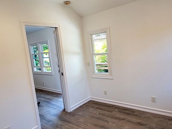 5th image of 808 Venezia Ave #808